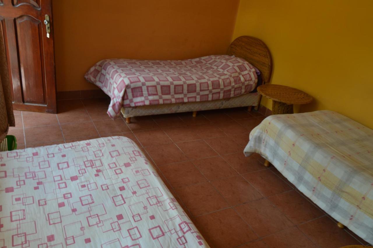 Hostal Coronel Pedro Arraya トゥピサ エクステリア 写真
