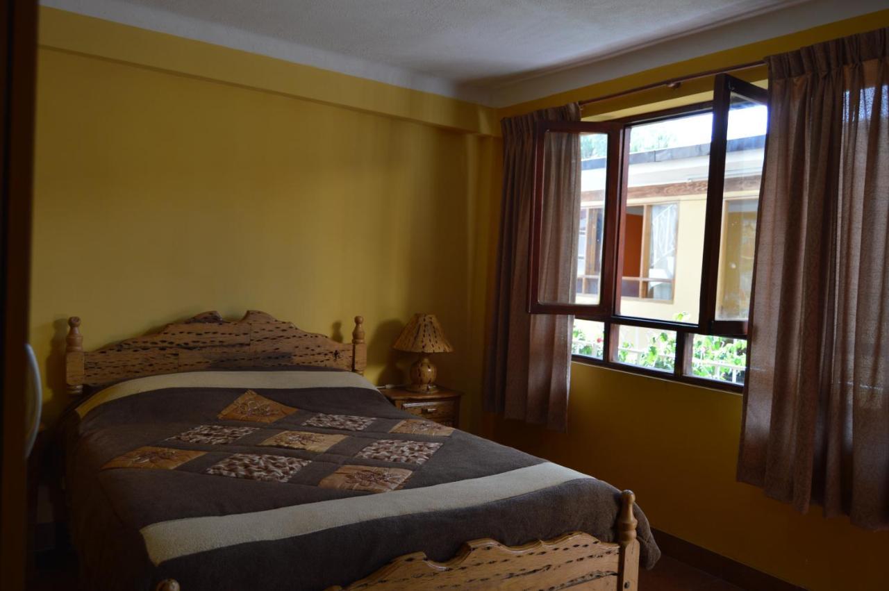 Hostal Coronel Pedro Arraya トゥピサ エクステリア 写真