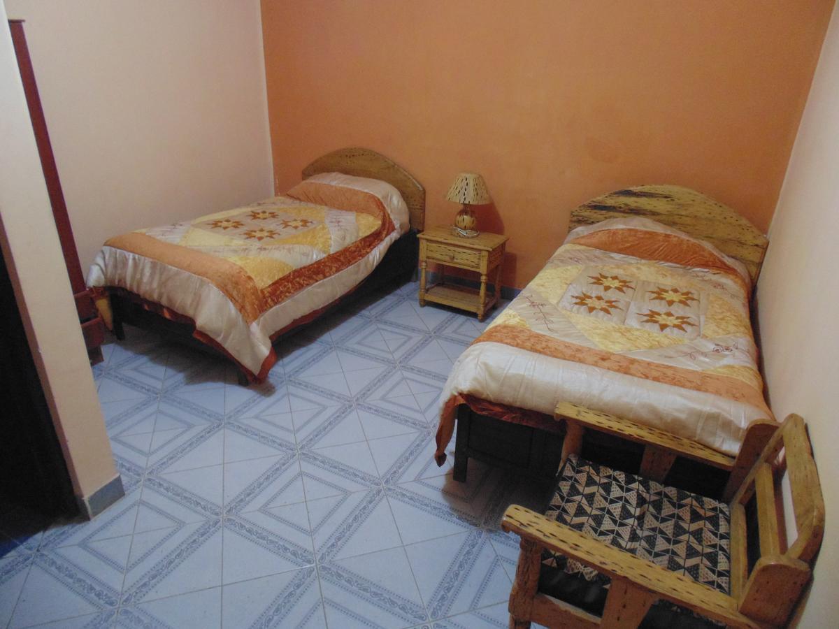 Hostal Coronel Pedro Arraya トゥピサ エクステリア 写真